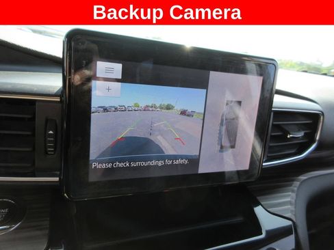 Used 2022 Ford Explorer Limited w/ Equipment Group 301A AWD/4WD image 17