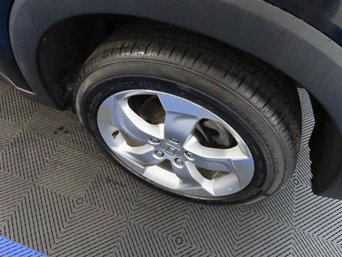 Used 2022 Honda HR-V LX image 7