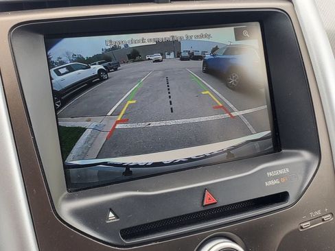 Used 2013 Ford Edge SEL FWD image 16