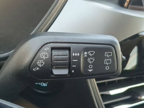 Certified 2023 Ford Escape Active AWD/4WD image 28