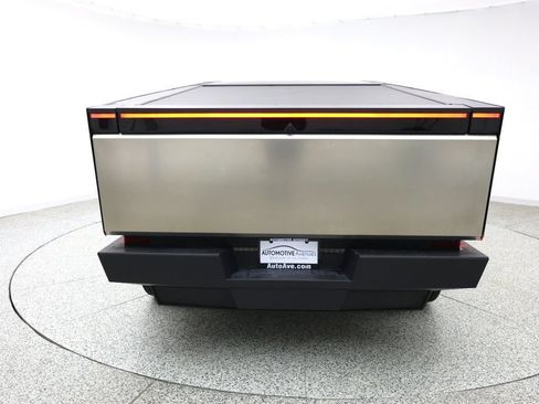 Used 2024 Tesla Cybertruck AWD Crew Cab image 5