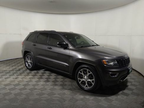 Used 2020 Jeep Grand Cherokee Overland image 11