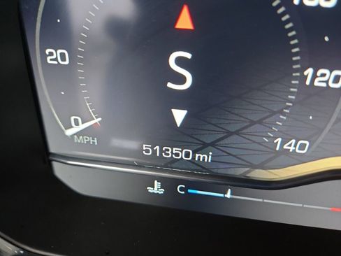 Used 2024 GMC Sierra 2500 SLT w/ SLT Premium Package image 14