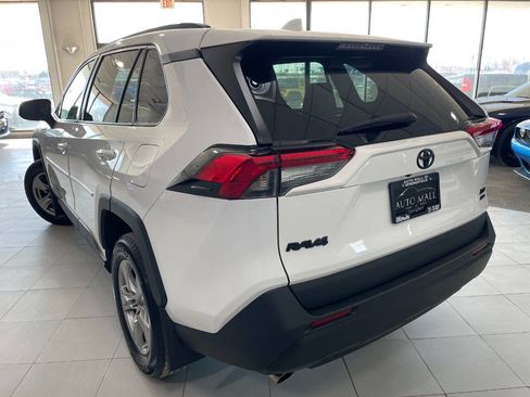Used 2023 Toyota RAV4 XLE image 5