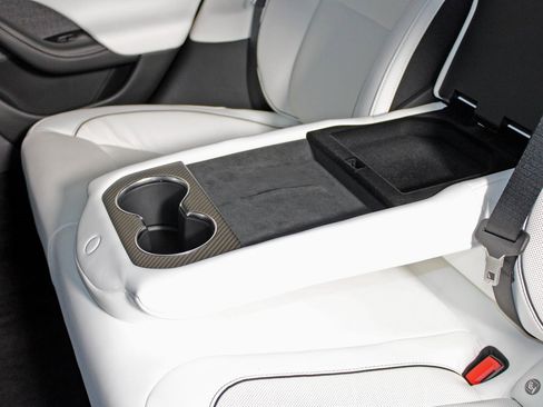 Used 2022 Tesla Model S Plaid image 33