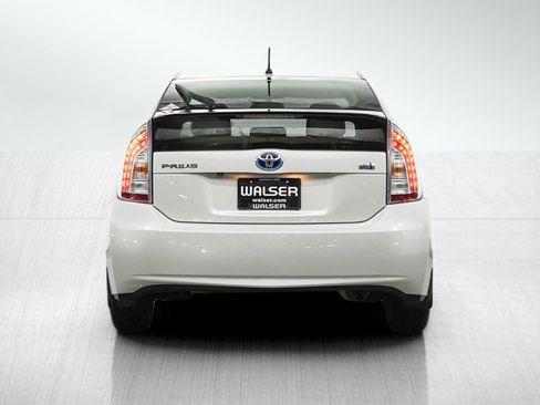 Used 2015 Toyota Prius Two FWD image 4
