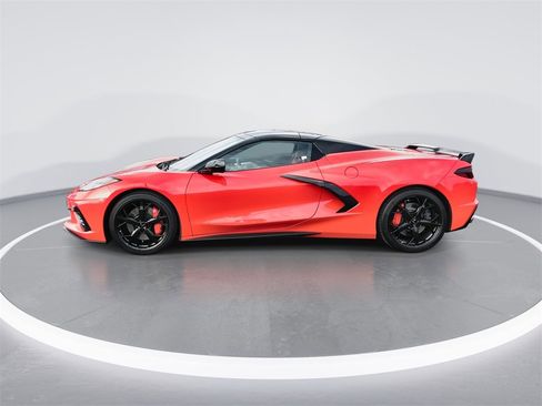 Used 2021 Chevrolet Corvette Stingray Premium Conv w/ Z51 Performance Package image 5