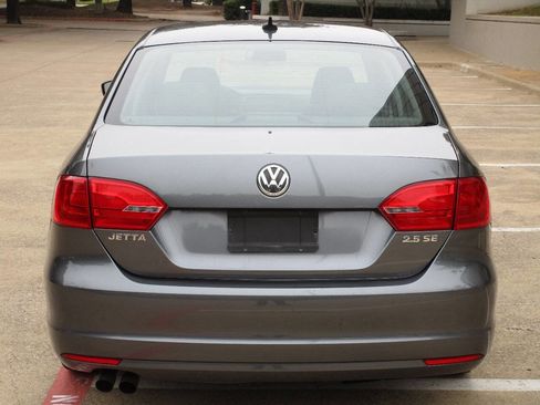Used 2013 Volkswagen Jetta SE image 5
