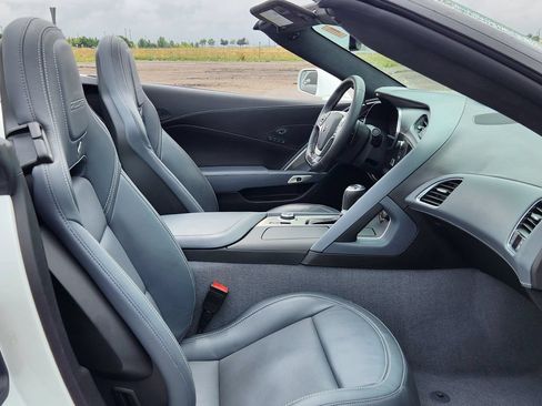 Used 2016 Chevrolet Corvette Z06 w/ 3LZ Preferred Equipment Group RWD image 15