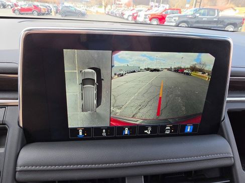 Used 2023 Chevrolet Tahoe Z71 w/ Luxury Package image 47