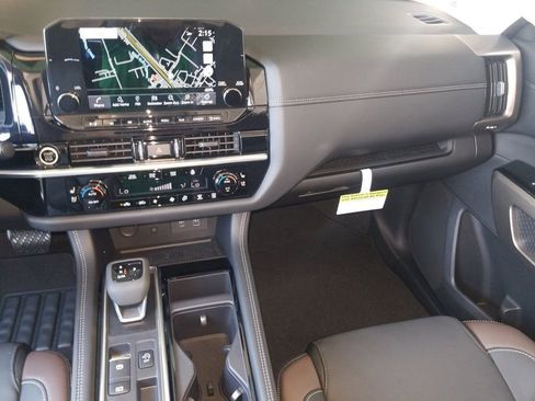 New 2025 Nissan Pathfinder Platinum w/ Cargo Package image 14