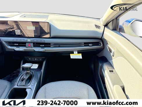New 2025 Kia K4 EX image 17