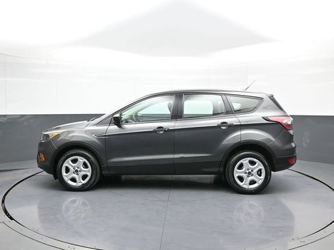 Used 2018 Ford Escape S image 9