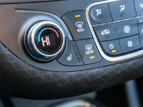 Used 2024 Chevrolet Malibu LT image 29