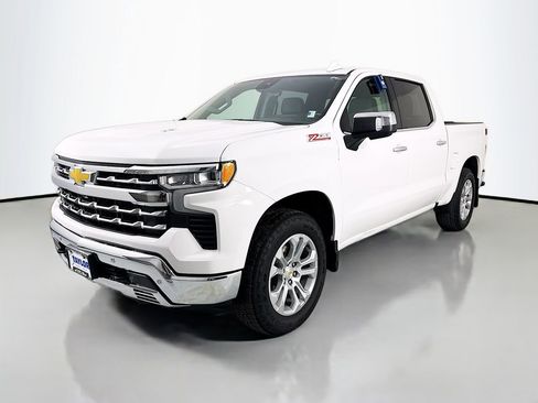 Used 2024 Chevrolet Silverado 1500 LTZ w/ LTZ Premium Package AWD/4WD image 3