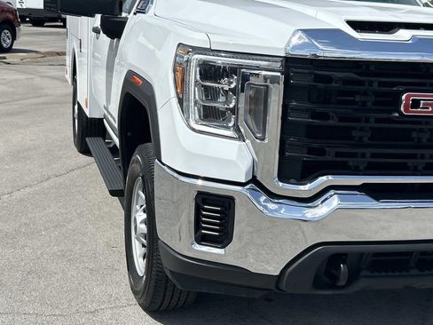 Used 2022 GMC Sierra 2500 Pro w/ Convenience Package RWD image 11
