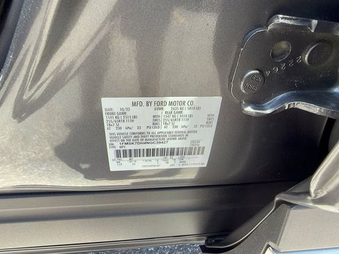 Certified 2022 Ford Explorer XLT w/ Equipment Group 202A RWD image 34