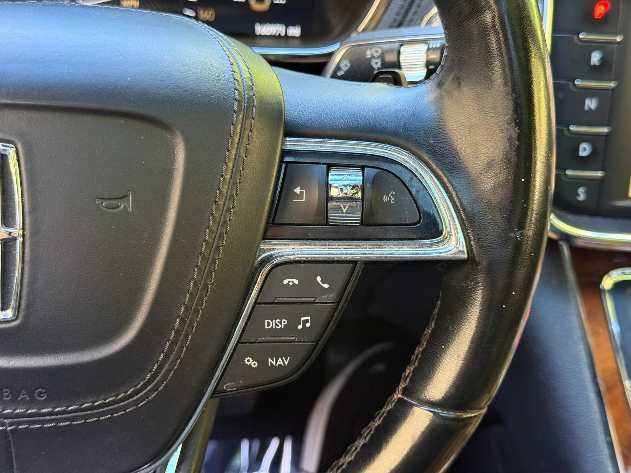 Used 2017 Lincoln Continental Reserve w/ Technology Package FWD image 20