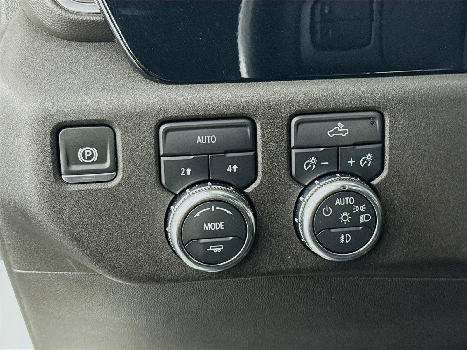 Certified 2024 GMC Sierra 1500 Elevation AWD/4WD image 10