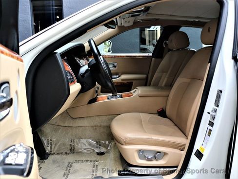 Used 2010 Rolls-Royce Ghost image 27