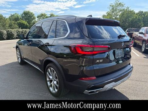 Used 2022 BMW X5 xDrive40i w/ Executive Package AWD/4WD image 7