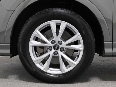 Used 2023 Audi Q3 2.0T Premium w/ Convenience Package AWD/4WD image 35