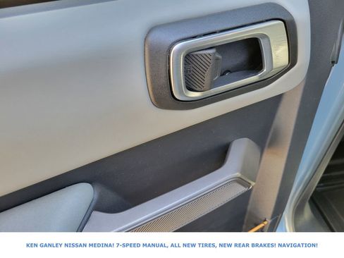 Used 2022 Ford Bronco Badlands image 42