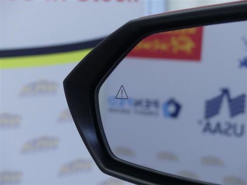 Used 2023 Hyundai Elantra SEL image 23