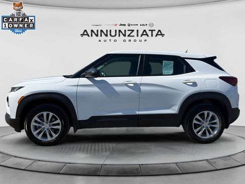 Used 2022 Chevrolet TrailBlazer LS AWD/4WD image 2
