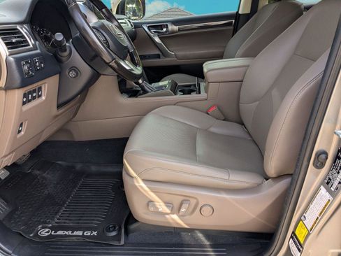 Certified 2022 Lexus GX 460 Premium w/ Premium Package image 5