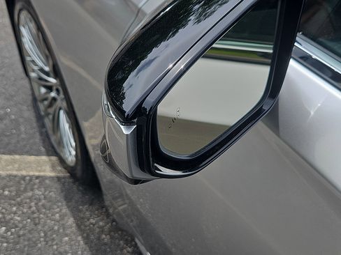Used 2024 Lexus LS 500 AWD w/ Interior Upgrade Package image 12