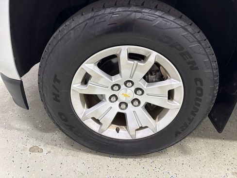 Used 2018 Chevrolet Colorado LT w/ LT Convenience Package AWD/4WD image 12