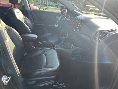 Used 2019 Jeep Compass Limited AWD/4WD image 13