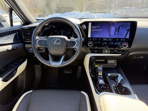 Used 2023 Lexus NX 350h AWD w/ Premium Package image 8