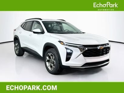 Used 2025 Chevrolet Trax LT
