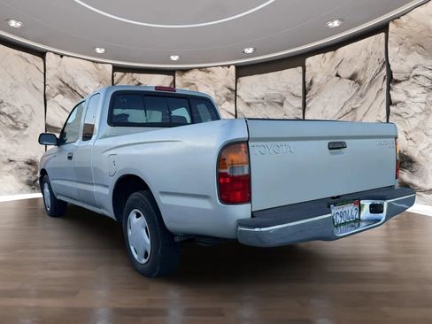 Used 2000 Toyota Tacoma 2WD Xtracab image 8