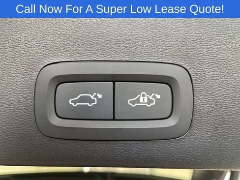 Used 2026 Volvo XC40 B5 Core w/ Climate Package AWD/4WD image 10