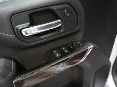 Used 2022 Chevrolet Silverado 3500 LT w/ Convenience Package image 11