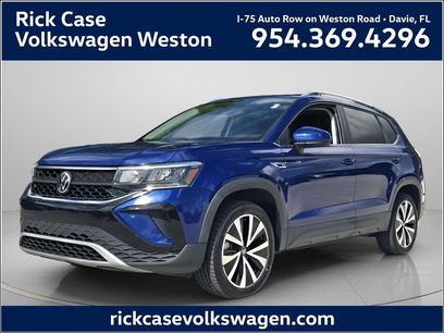 Certified 2023 Volkswagen Taos SE w/ Panoramic Sunroof Package