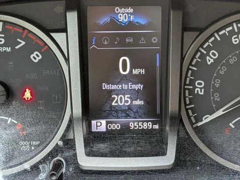 Certified 2022 Toyota Tacoma TRD Sport w/ TRD Premium Sport Package AWD/4WD image 28