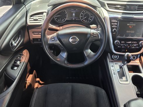 Used 2020 Nissan Murano SV w/ Cargo Package FWD image 6