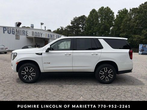 Used 2024 GMC Yukon AT4 w/ AT4 Premium Plus Package AWD/4WD image 4
