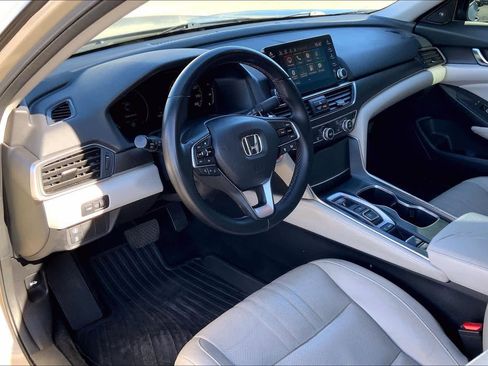 Used 2018 Honda Accord EX-L image 16