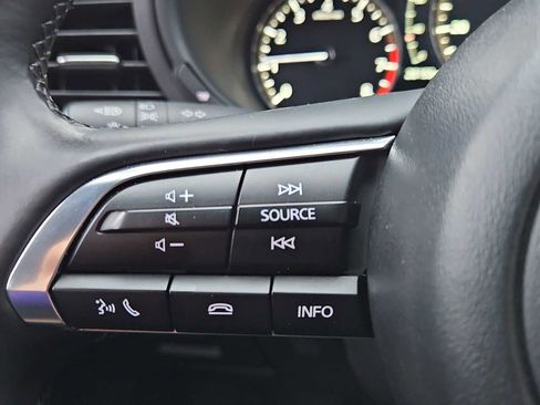 Used 2024 MAZDA MAZDA3 s image 24