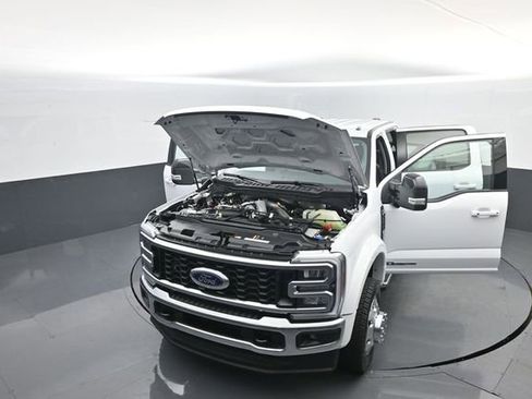 New 2026 Ford F450 Lariat image 41