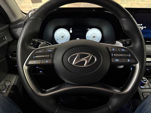 Used 2023 Hyundai Palisade Limited AWD/4WD image 16