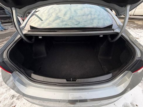 Used 2024 Chevrolet Malibu LT image 9