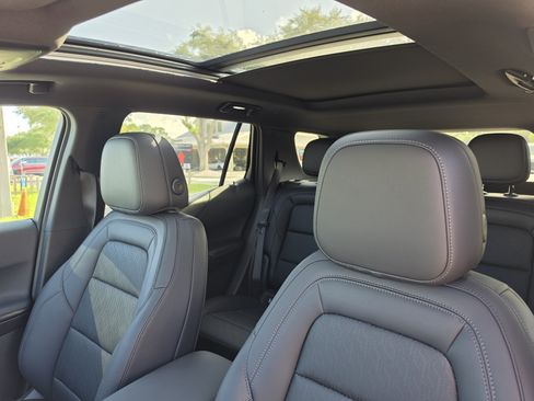 New 2027 Chevrolet Equinox LT w/ Convenience Package II FWD image 26