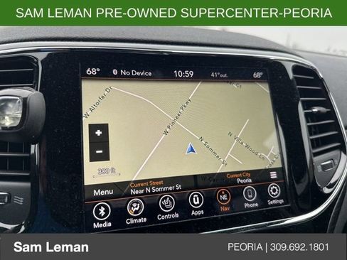 Used 2020 Jeep Grand Cherokee Altitude image 15