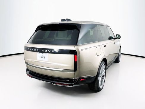 New 2026 Land Rover Range Rover Long Wheelbase SE AWD/4WD image 5
